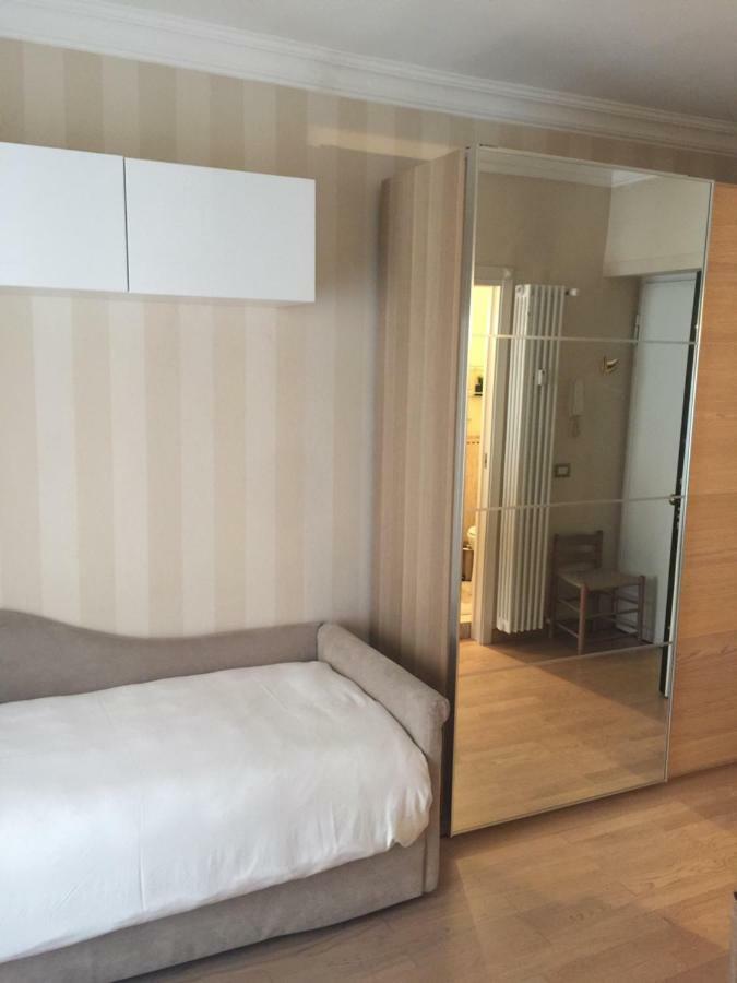 Appartamento Milano Milão Exterior foto