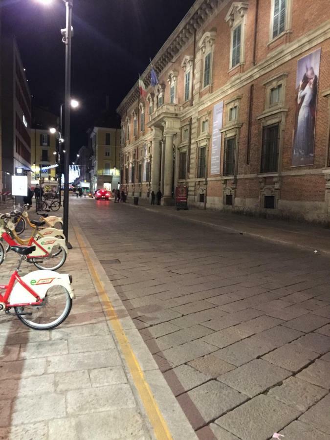 Appartamento Milano Milão Exterior foto